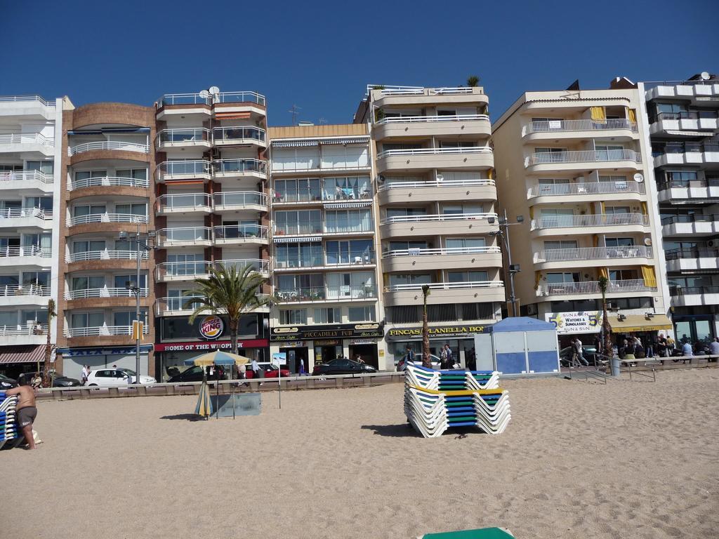 Sant Jordi Plaza Espana Lloret de Mar Quarto foto